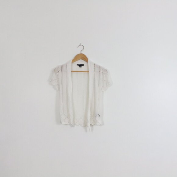 *Impress White Crochet Cropped Cardigan - Picture 2 of 7